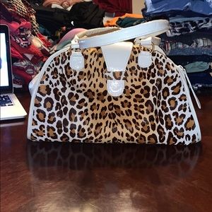 AUTHENTIC Hair Clever Carriage Bag